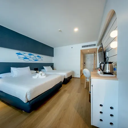 Jomtien Palm Beach Hotel & Resort - Family-Friendly-2